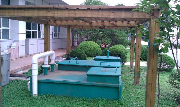 看生活污水處理設(shè)備如何解決污水直排的問題